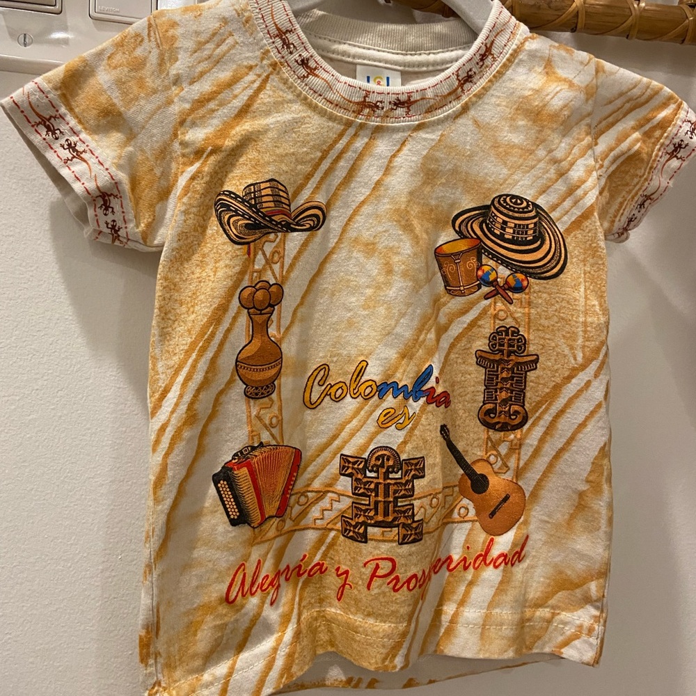 Beach tshirt from Colombia
